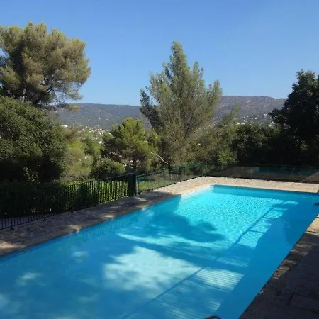 Bormes-les-mimosas, 2 Pieces, 4 Personnes - Fr-1-713-15 * Le Lavandou