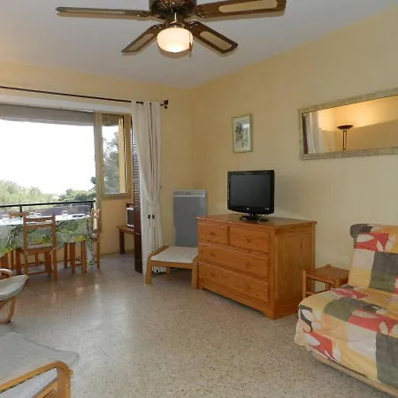 Bormes-les-mimosas, 2 Pieces, 4 Personnes - Fr-1-713-15 Apartment